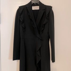 FLASH SALE! 🔥💥 AUTHENTIC Valentino black lightweight coat with ruffle size 4